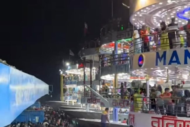 নারির টানে বাড়ি ফেরা — পবিত্র কোরবানির ঈদে লঞ্চে জনস্রোত