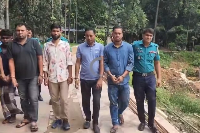 রাজধানী উত্তরা থেকে নগদ কোম্পানির ছিনতাই করা টাকাও গাড়ি উদ্ধার গ্রেফতার ৫ জন