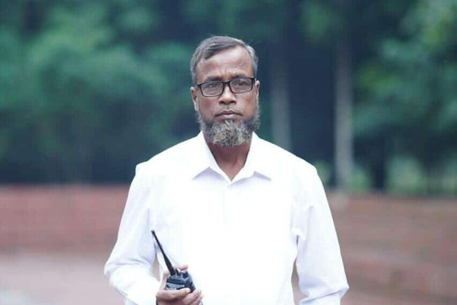 ইমিগ্রেশনে কর্মরত মান্নান পুলিশ দুর্নীতি করে শত কোটি টাকার মালিক