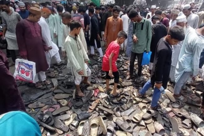 চট্টগ্রামে জশনে জুলুসে পদদলিত হয়ে দুজনের মৃত্যু, আহত অন্তত ছয়জন