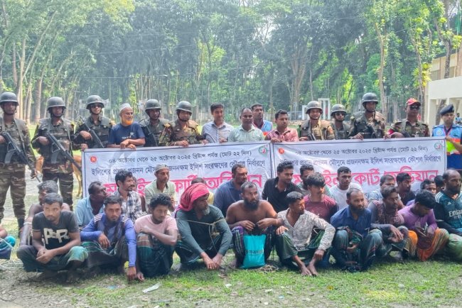 মেঘনায় যৌথ অভিযান: ২২ লাখ মিটার অবৈধ জালসহ আটক ২৭